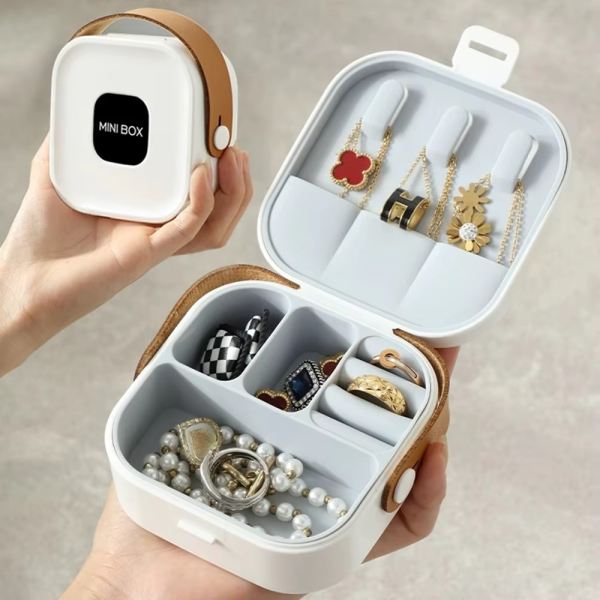Small Jewellery Box, Jewellery Box, Portable Jewellery Box, Girls’ Earrings, Cut Necklace Box, Can Be Placed In The Bag Of The Bag At Home (pink Or Silver Colors) (random Colors)